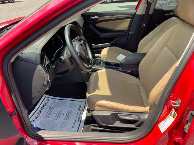 Used 2019 Volkswagen Jetta SEL FWD image 17