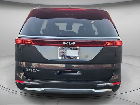Used 2024 Kia Carnival SX image 6