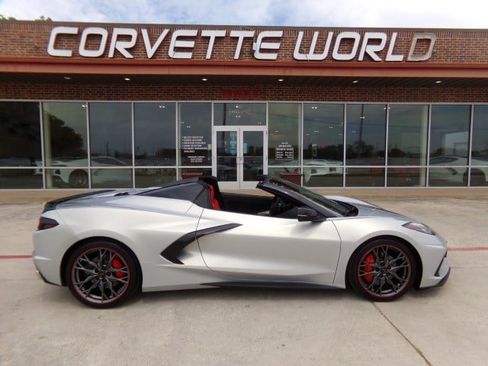 Used 2023 Chevrolet Corvette Stingray Convertible w/ 1LT RWD image 4