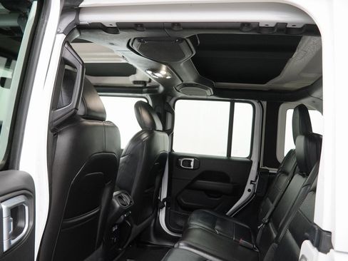 Certified 2022 Jeep Wrangler Unlimited Sahara image 23