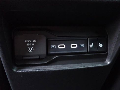 Used 2026 Jeep Grand Cherokee Limited w/ Luxury Tech Group II AWD/4WD image 8