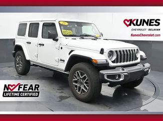 Used 2025 Jeep Wrangler Unlimited Sahara AWD/4WD video 1