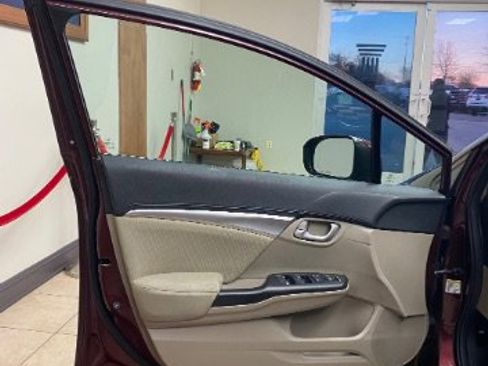 Used 2015 Honda Civic EX image 10