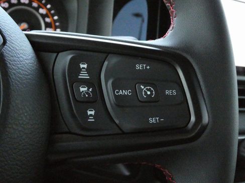 Used 2024 Jeep Wrangler Unlimited Rubicon w/ XTREMEE 35" Tire Package image 16