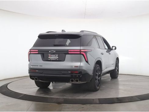 Used 2025 Chevrolet Traverse RS AWD/4WD image 7