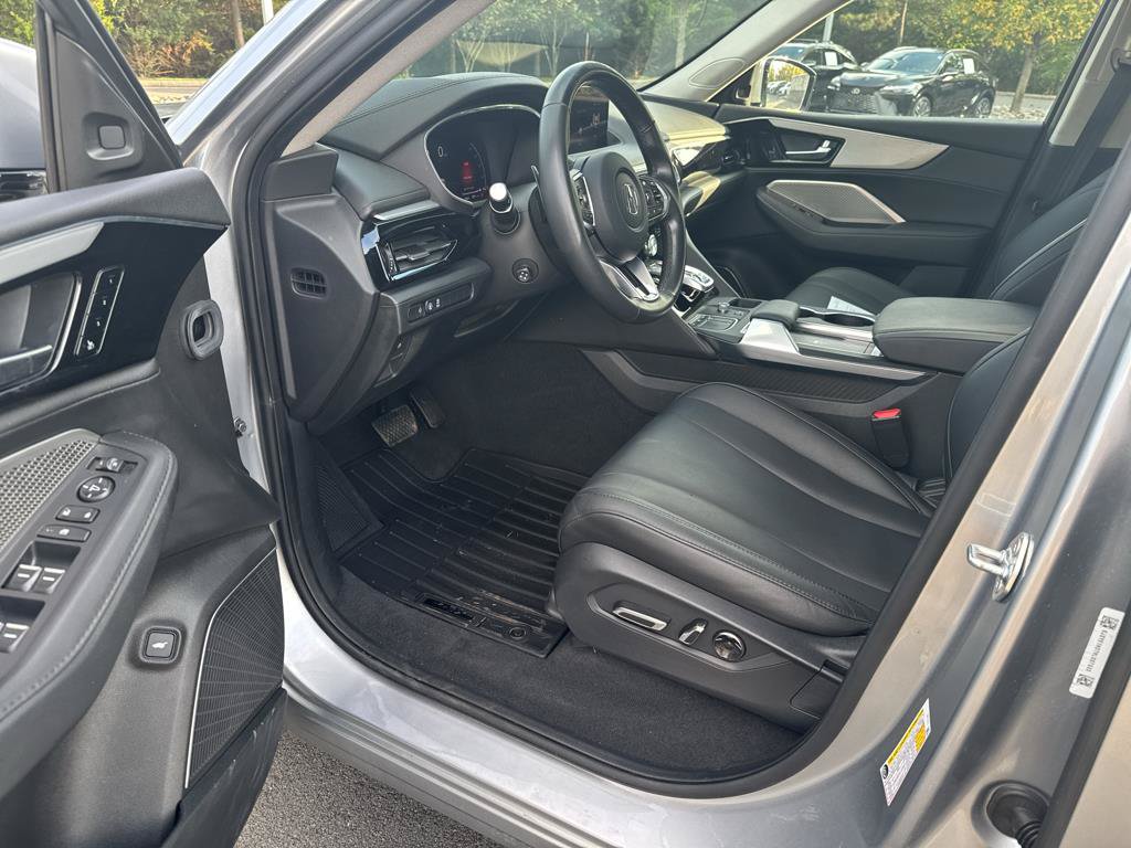 Certified 2024 Acura MDX SH-AWD image 27