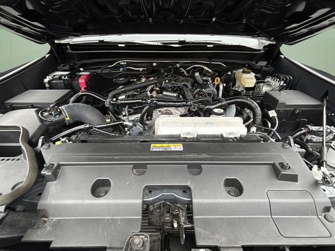 Used 2024 Toyota Tacoma SR image 12