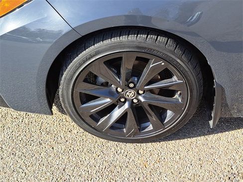 Used 2023 Toyota Corolla SE image 9