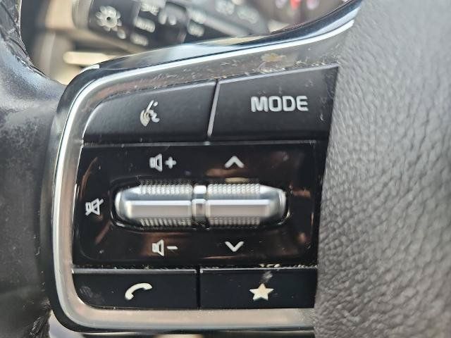 Used 2022 Kia Carnival SX FWD image 17