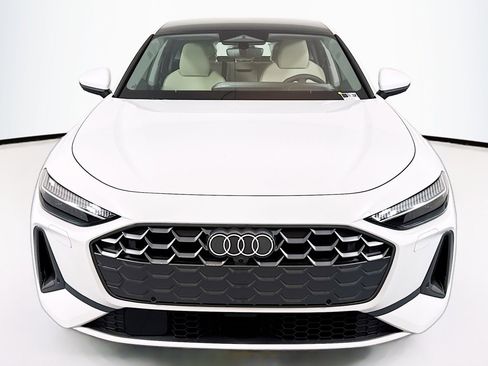 New 2025 Audi A5 2.0T Prestige image 2