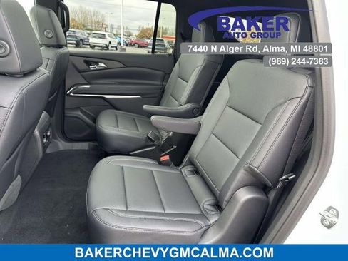 New 2026 Chevrolet Traverse LT w/ Sun and Wheel Package image 24