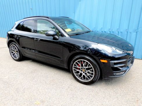 Used 2017 Porsche Macan Turbo image 7