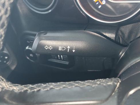 Used 2021 Jeep Wrangler Unlimited Sport AWD/4WD image 19