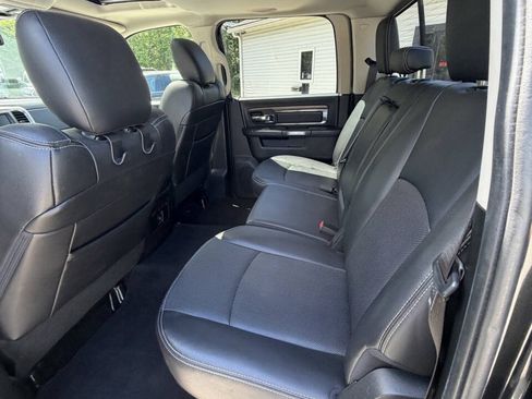 Used 2017 RAM 1500 Laramie w/ Convenience Group AWD/4WD image 17