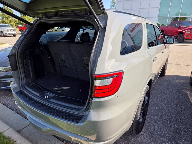 Used 2023 Dodge Durango R/T AWD/4WD image 6