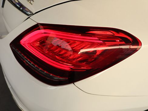 Used 2019 Mercedes-Benz C 300 4MATIC Sedan image 56