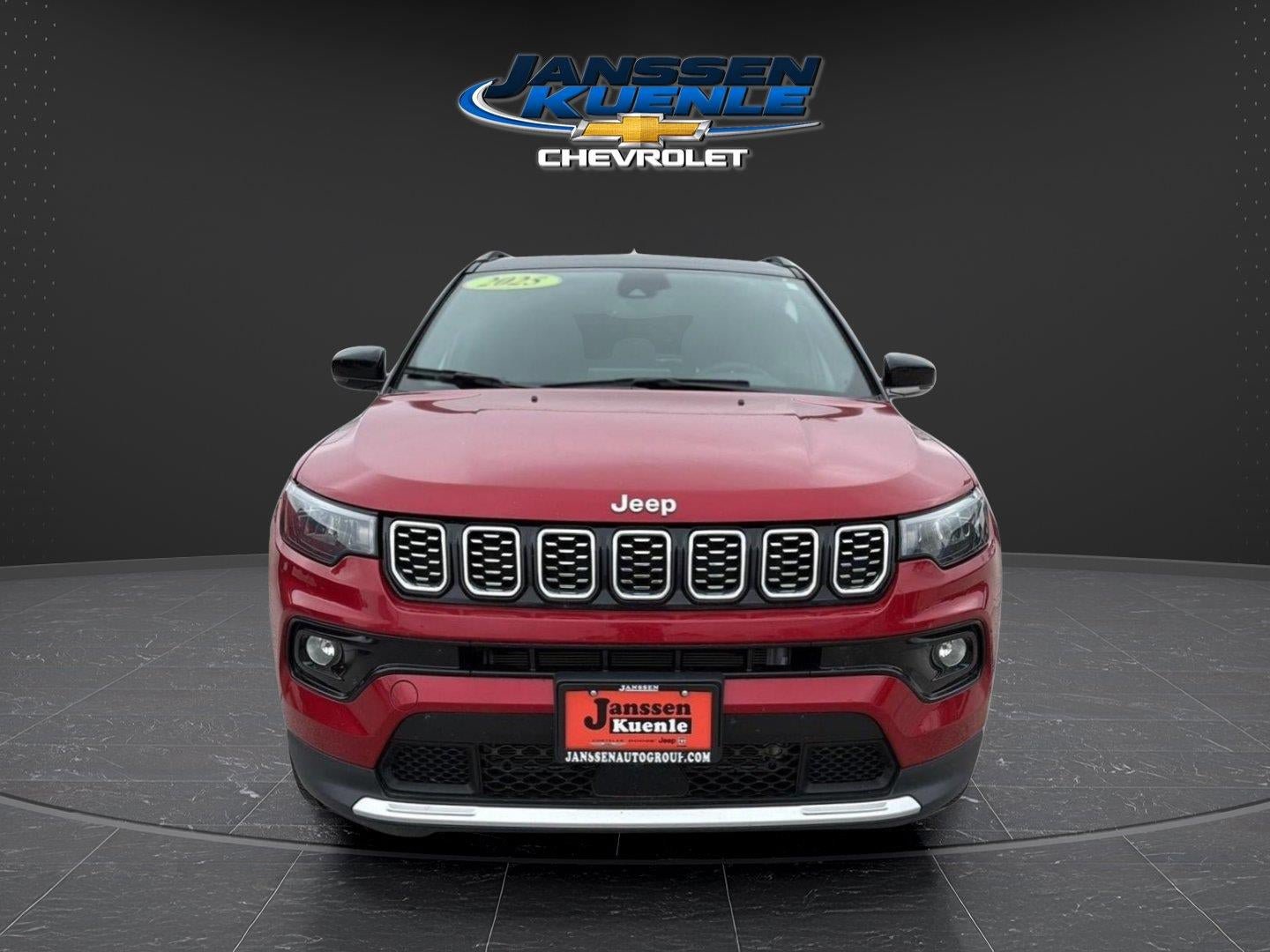 Used 2025 Jeep Compass Limited AWD/4WD image 8