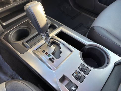 Used 2017 Toyota 4Runner image 28