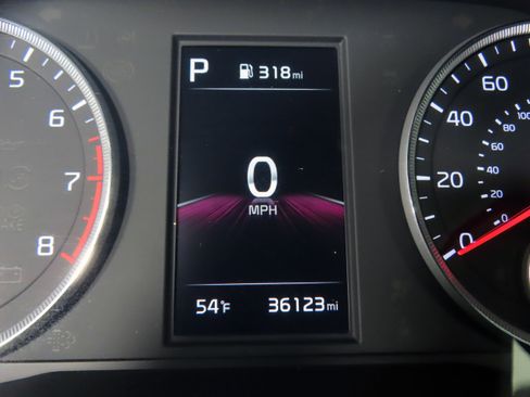 Used 2024 Kia K5 GT-Line image 32