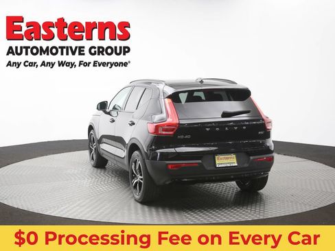 Used 2024 Volvo XC40 B5 Core AWD/4WD image 66