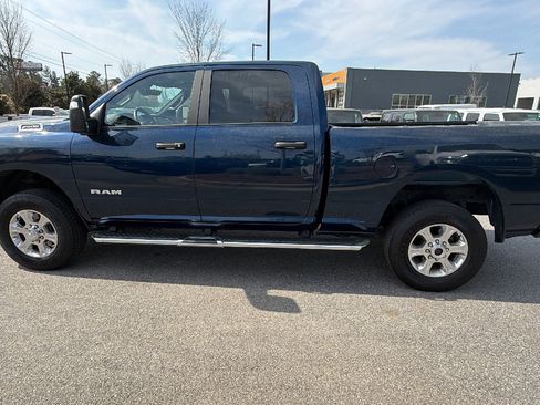 Used 2024 RAM 2500 Big Horn w/ Bed Utility Group image 11