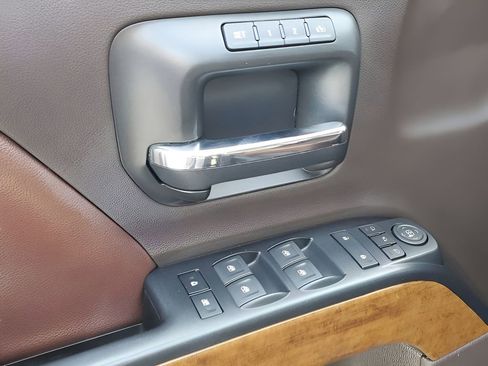 Used 2019 Chevrolet Silverado 3500 High Country w/ Duramax Plus Package image 40