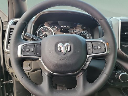 Certified 2025 RAM 1500 Big Horn RWD image 16