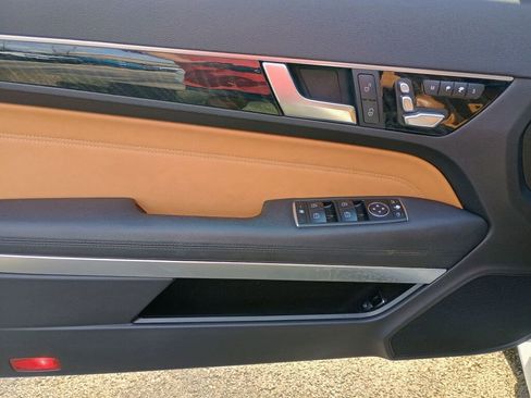 Used 2016 Mercedes-Benz E 550 Coupe image 6