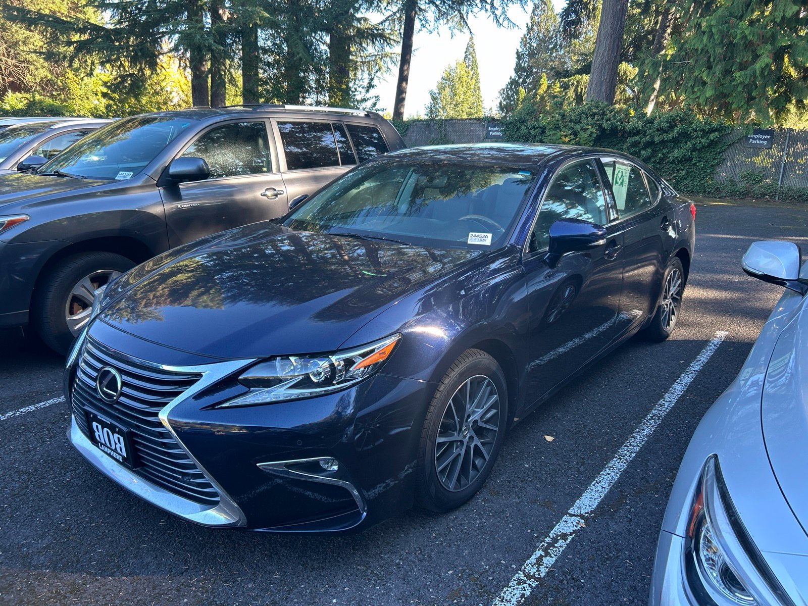 Used 2016 Lexus ES 350 w/ Navigation System Package FWD image 2