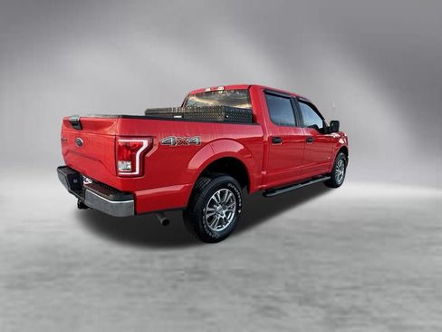 Used 2017 Ford F150 XLT AWD/4WD image 4