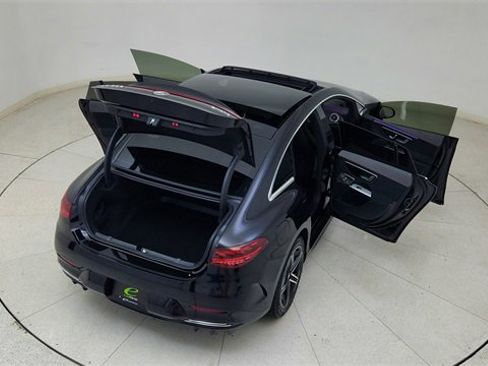 Used 2023 Mercedes-Benz EQE 500 4MATIC Sedan image 88