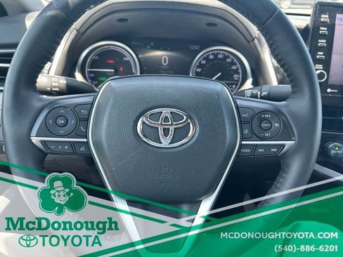 Certified 2022 Toyota Camry XLE w/ Cold Weather Package FWD image 15