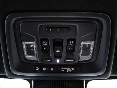 Used 2024 GMC Sierra 2500 Denali Ultimate w/ Max Trailering Package AWD/4WD image 35