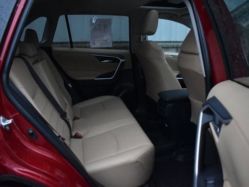 Certified 2025 Toyota RAV4 XLE Premium image 23