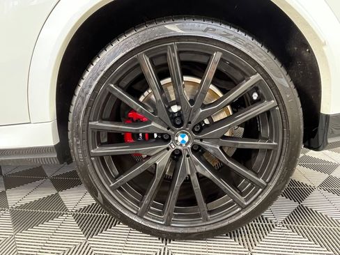 Used 2024 BMW X6 M60i AWD/4WD image 17