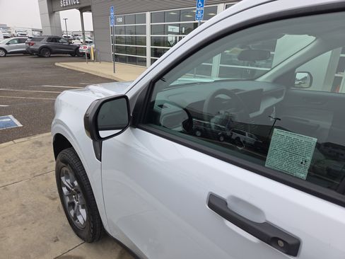 New 2026 Ford Maverick XLT w/ XLT Luxury Package image 10