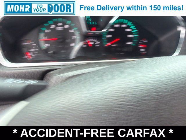 Used 2017 Chevrolet Traverse LT w/ Style and Technology Package FWD image 18