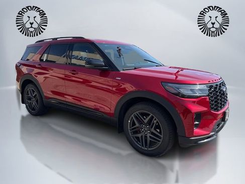 New 2026 Ford Explorer ST-Line w/ ST-Line Street Pack image 3