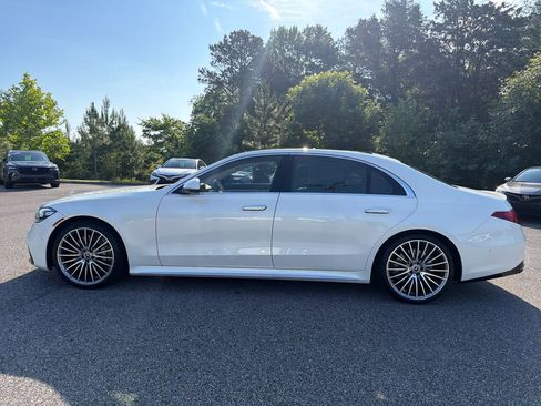 Certified 2022 Mercedes-Benz S 500 4MATIC image 13
