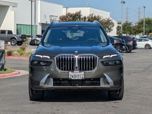 Used 2026 BMW X7 xDrive40i AWD/4WD image 2