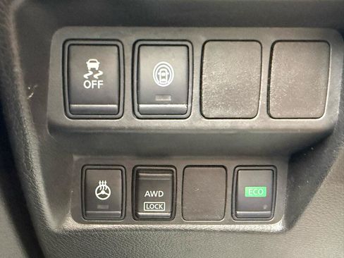 Used 2018 Nissan Rogue Sport SL w/ SL Premium Package AWD/4WD image 12