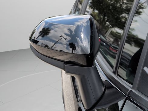 Used 2025 Toyota Corolla LE FWD image 13