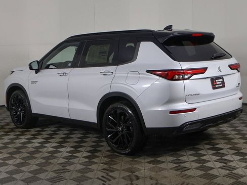 New 2025 Mitsubishi Outlander SEL Black Edition image 12