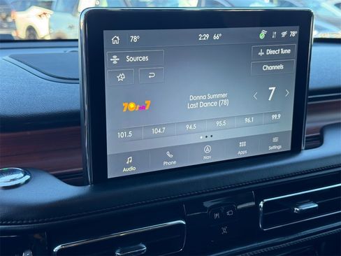 Used 2021 Lincoln Aviator Reserve w/ Elements Package Plus image 27