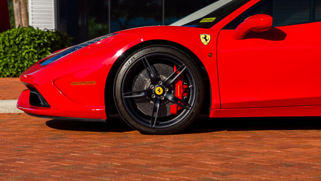 Used 2014 Ferrari 458 Speciale Coupe RWD image 32