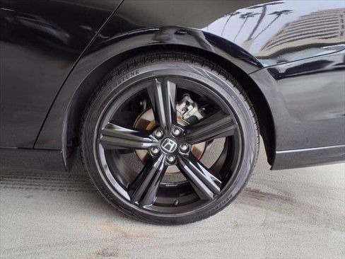 Used 2023 Honda Accord Sport image 7