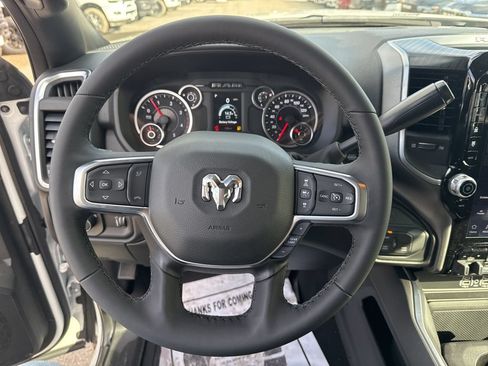 New 2025 RAM 2500 Big Horn AWD/4WD image 10
