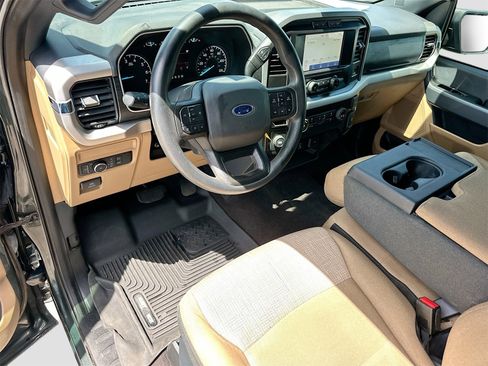 Used 2021 Ford F150 XLT image 9