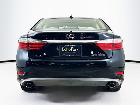 Used 2013 Lexus ES 350 w/ Luxury Pkg FWD image 7