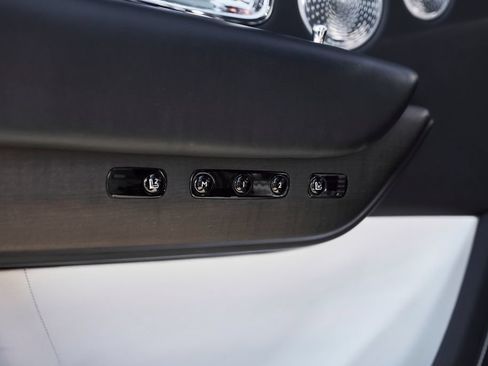 Used 2019 Rolls-Royce Cullinan AWD/4WD image 38